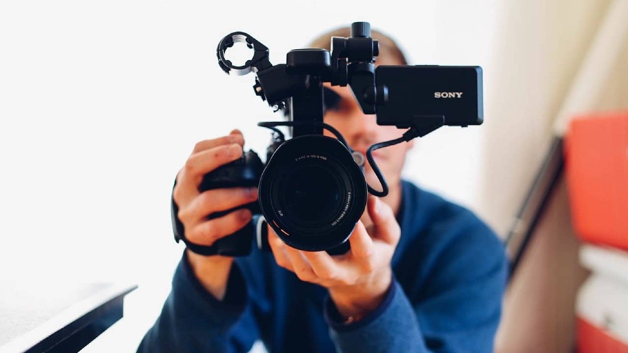 Produktvideo - Videoerstellung Kameraman in Action